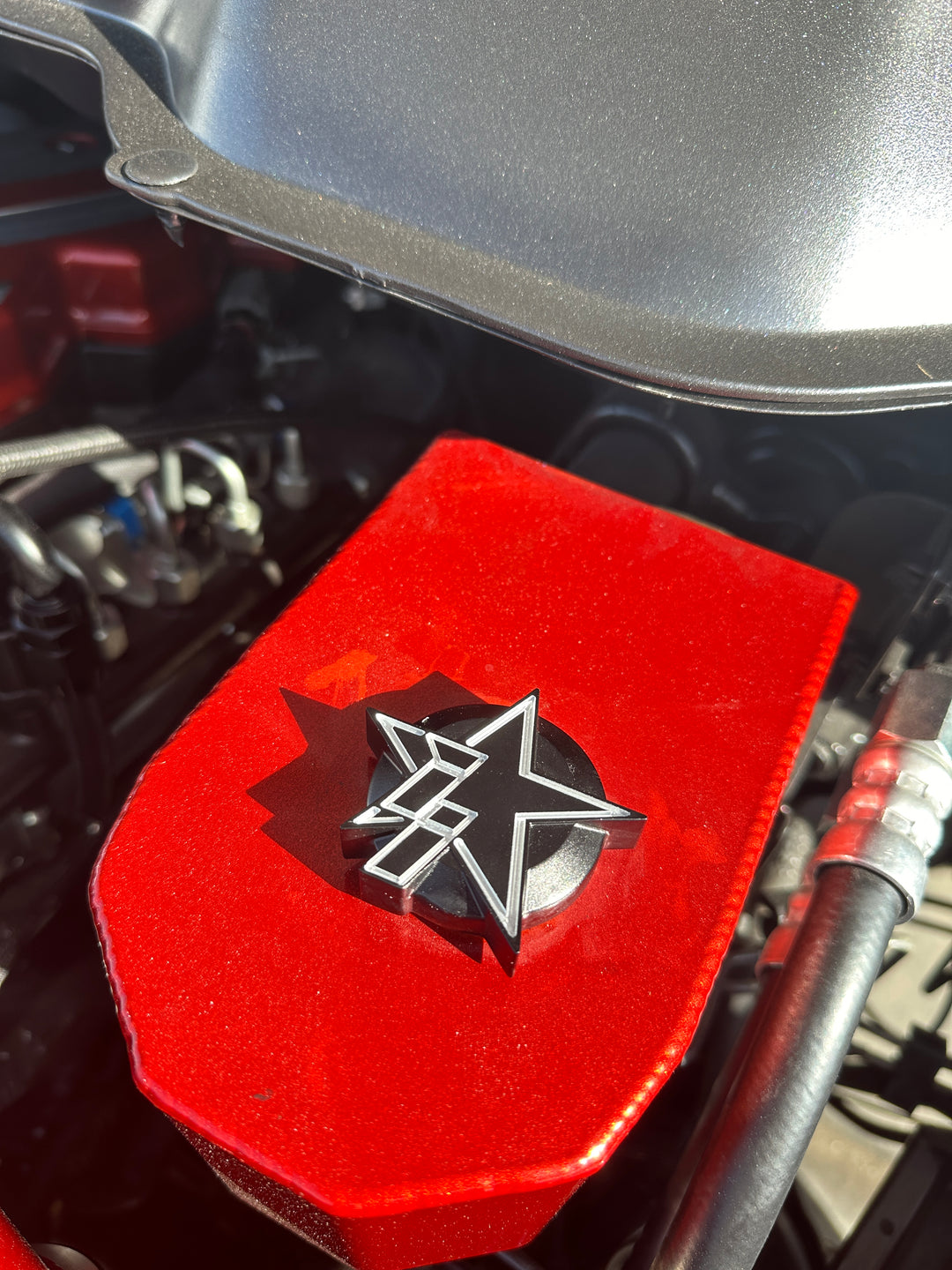 Industrial Injection Billet Brake Reservoir Cap – Black Anodized (1994–2024 RAM Cummins) - Industrial Injection