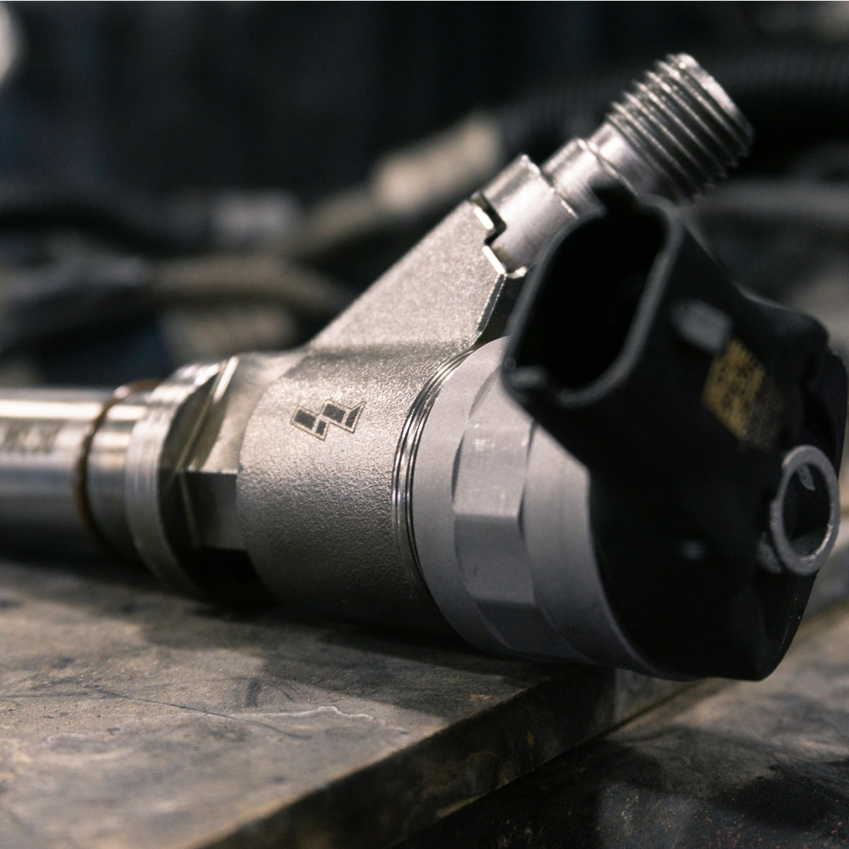 Industrial Injection Reman Stock 6.6 LMM Duramax Injectors | Industrial ...